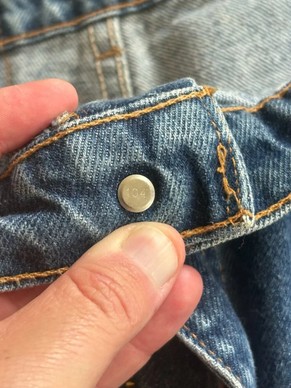 Vintage Levi's 550 Orange Tab Jeans Men's 38x30 Blue Relaxed Fit Denim 90s